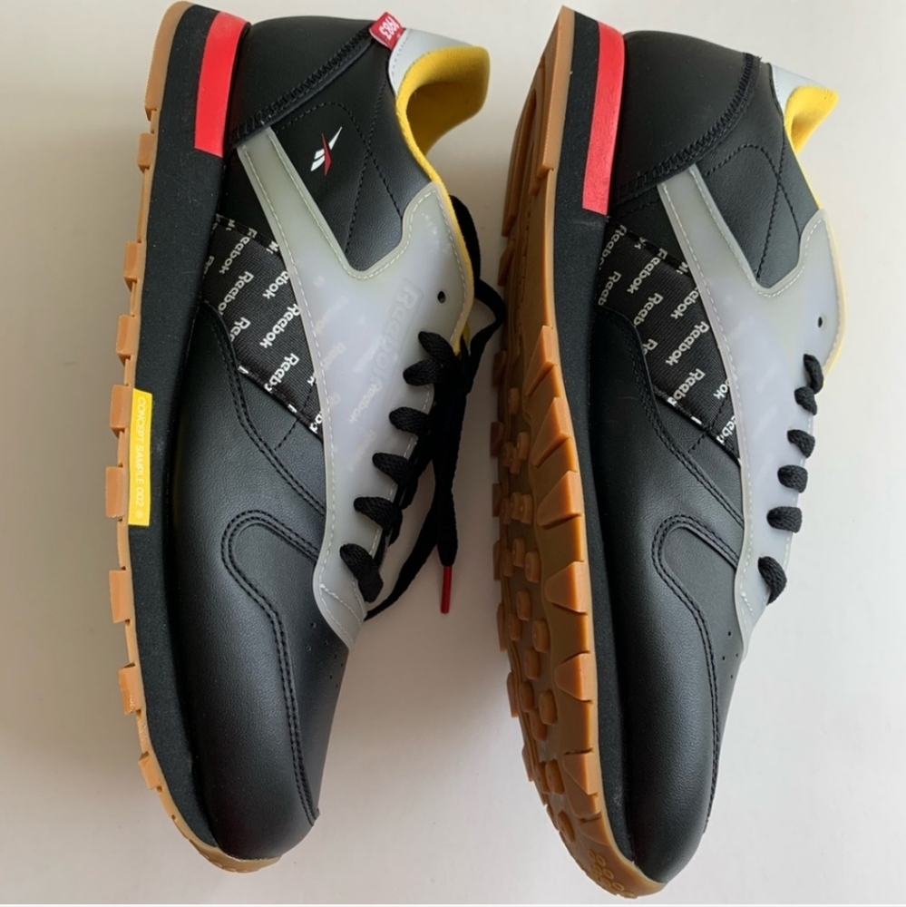 Reebok Classic Leather Sneakers Sz 6.5 Mens